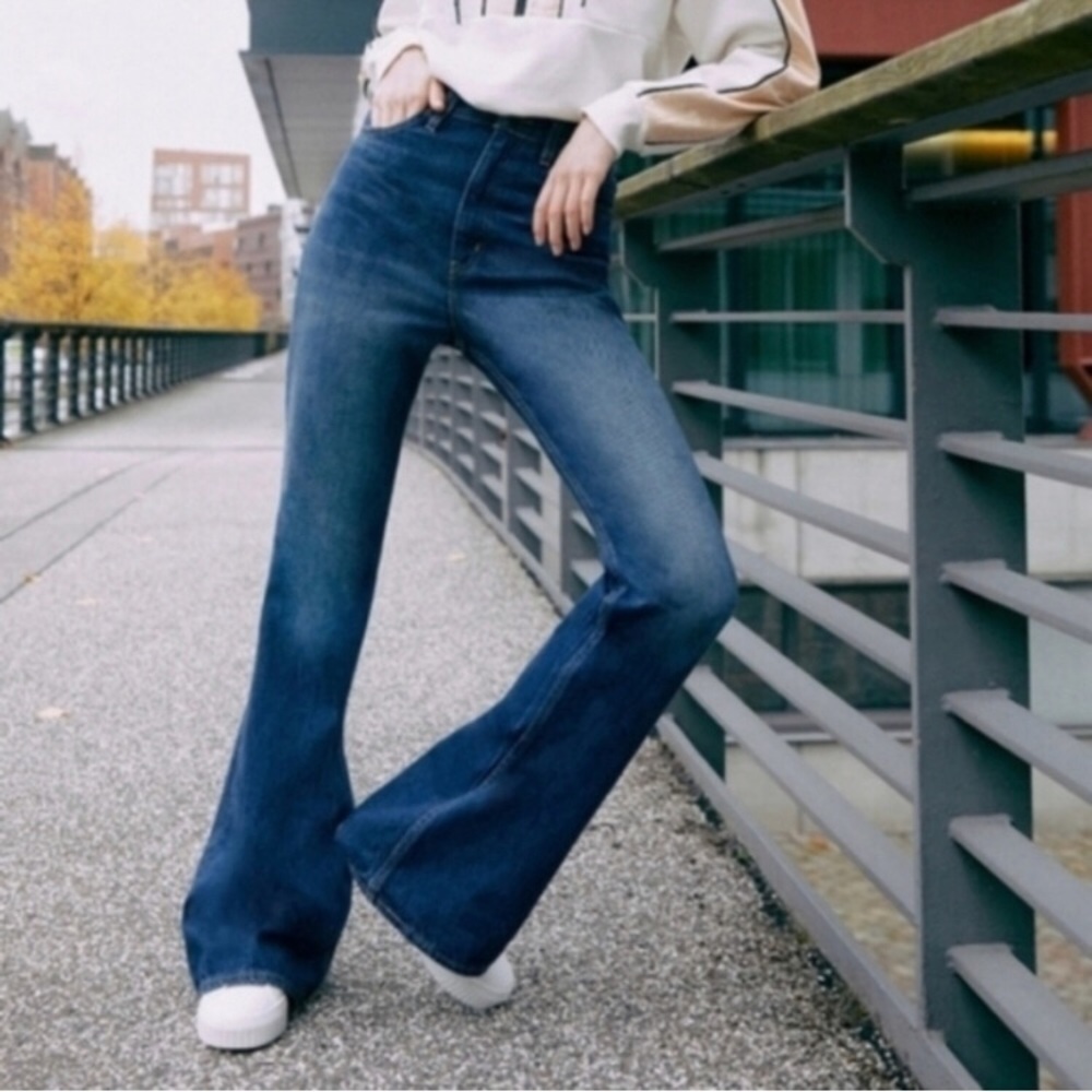 Levis 70s High flare Sonoma train 29